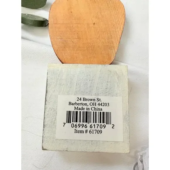 Rustic Wooden Farmhouse Wooden Letter Blocks Spelling Apples - Picture 7 of 9